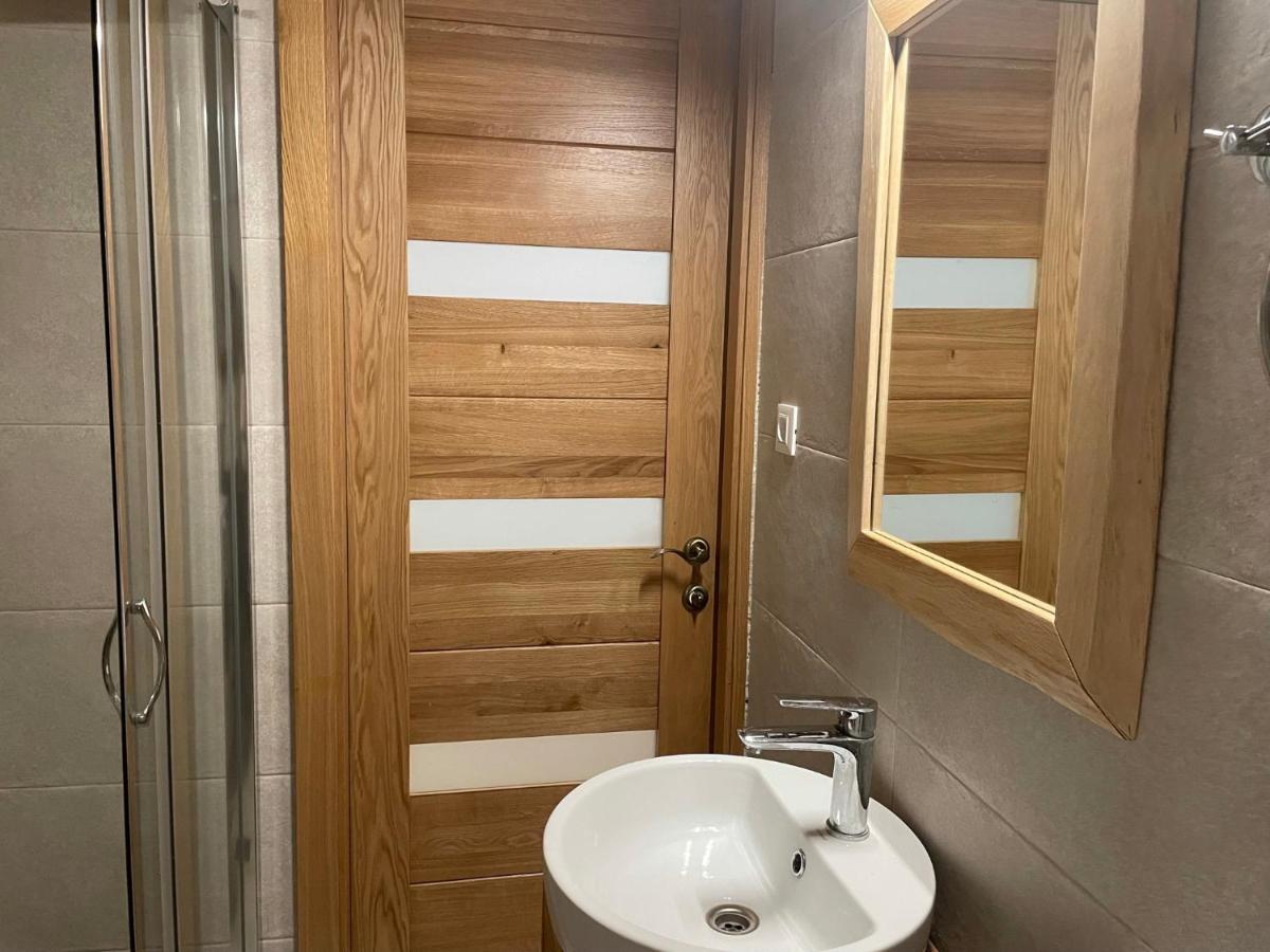 Valeria'S Apartments Sinarades Екстер'єр фото